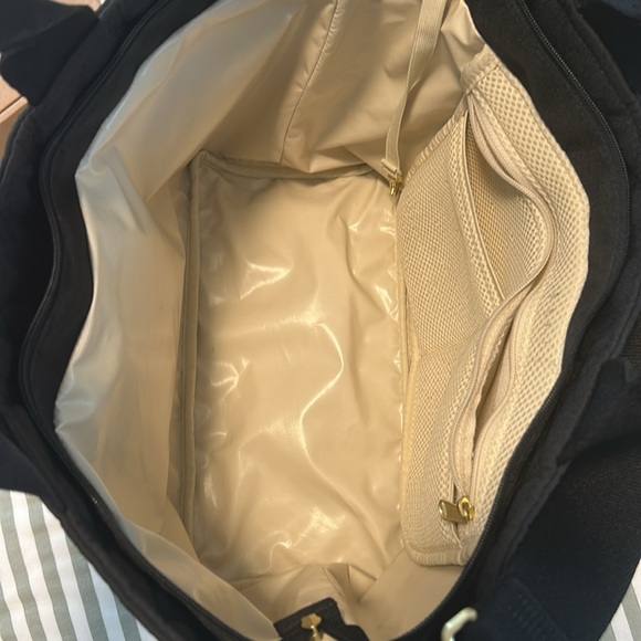 Canvelle Quilted Black Zip Crossbody Tote in Medium - Picture 6 of 12